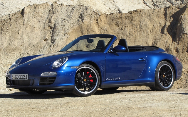 Porsche 911 Carrera GTS Cabriolet