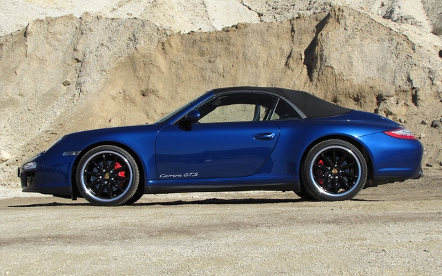 Porsche 911 Carrera GTS Cabriolet