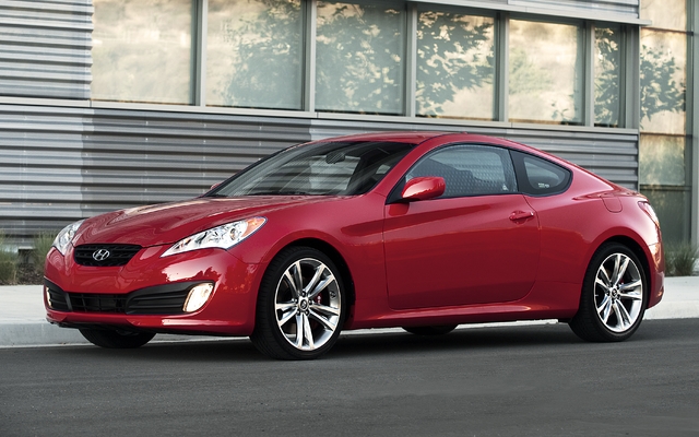 Hyundai Genesis Coupe R Spec 2012