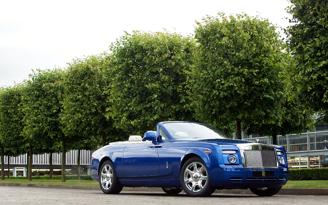 Rolls-Royce one-off bespoke Drophead Coupé