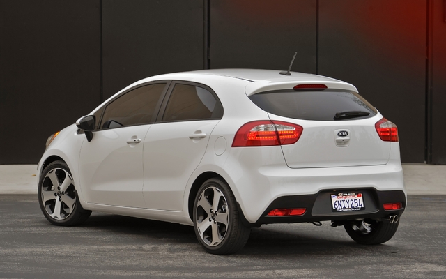 Kia Rio hatchback 2012