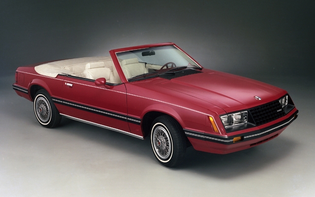 1982 Mustang convertible