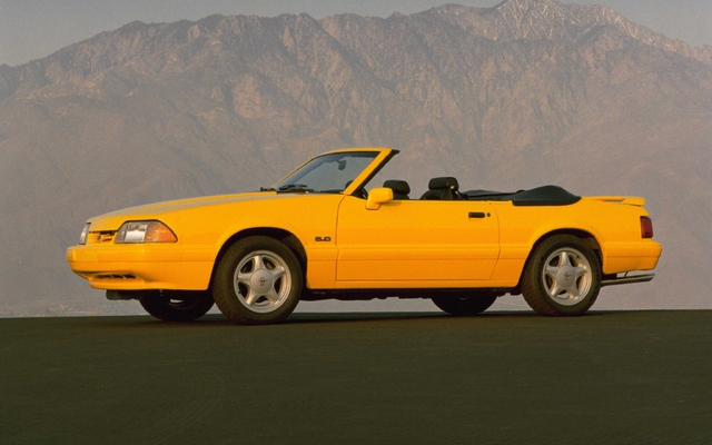 1993 Mustang convertible