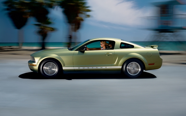 2006 Mustang V6