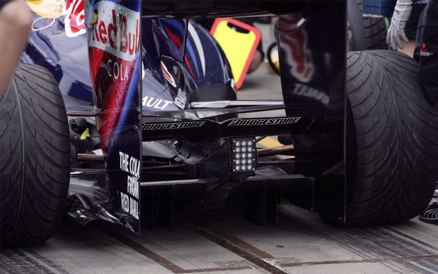Photo 3 - Diffuseur arrière de la Red Bull