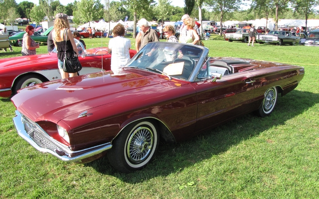 1966 Ford Thunderbird décapotable