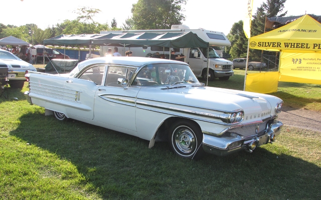 1958 Oldsmobile 98