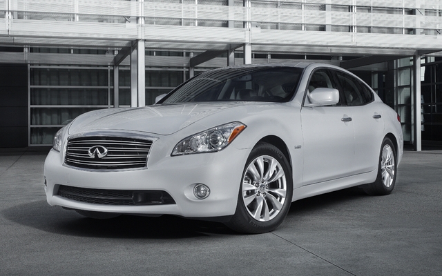 Infiniti M35 Hybrid
