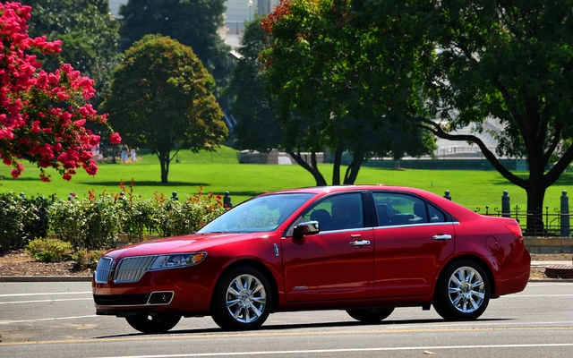 Lincoln MKZ Hybrid