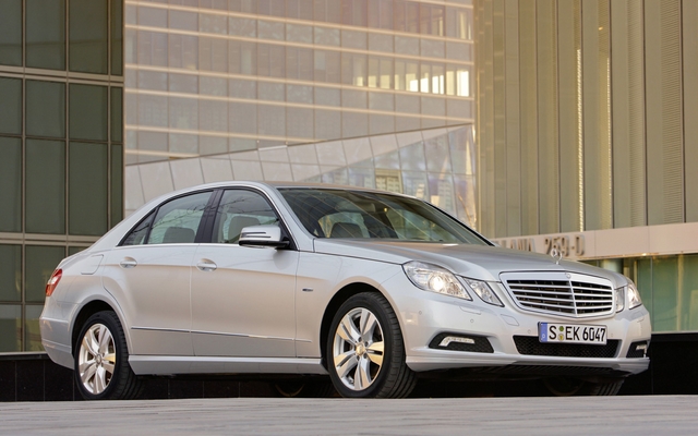 Mercedes-Benz E350 BlueTEC