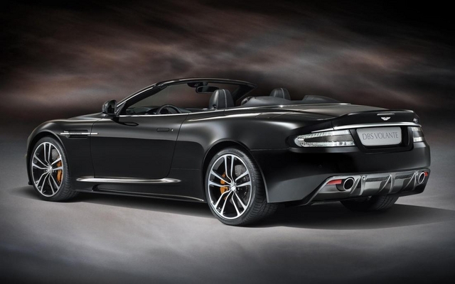 Aston Martin DBS « Black Carbon Edition » 