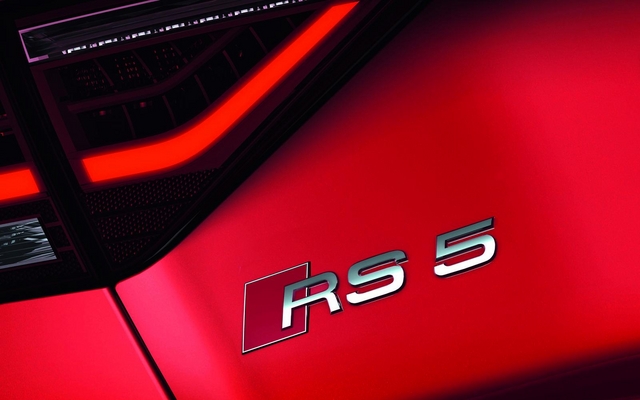 Audi RS5 2012