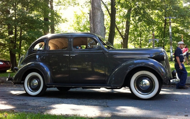 Plymouth 1936, 1937 ou 1938 (Rendez-Vous d'Howard 2011)