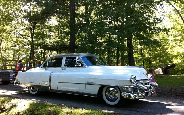 Cadillac 1952 ou 1953 (Rendez-Vous d'Howard 2011)