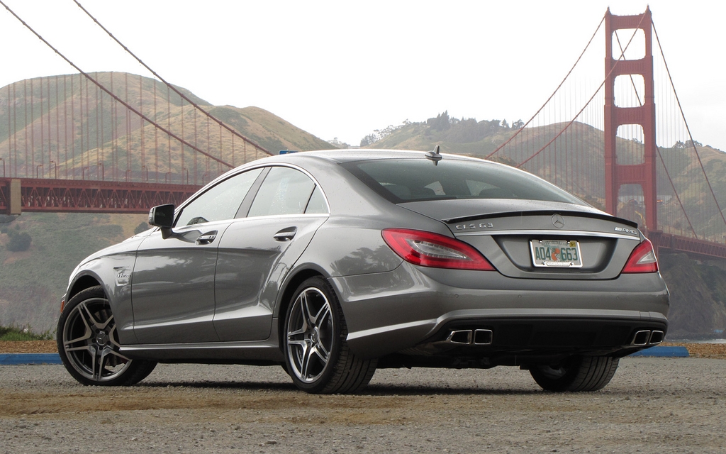 La CLS 63 AMG devant le pont Golden Gate à San Francisco