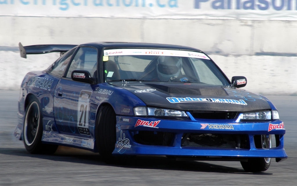 Drift, puissance et "show de boucane".