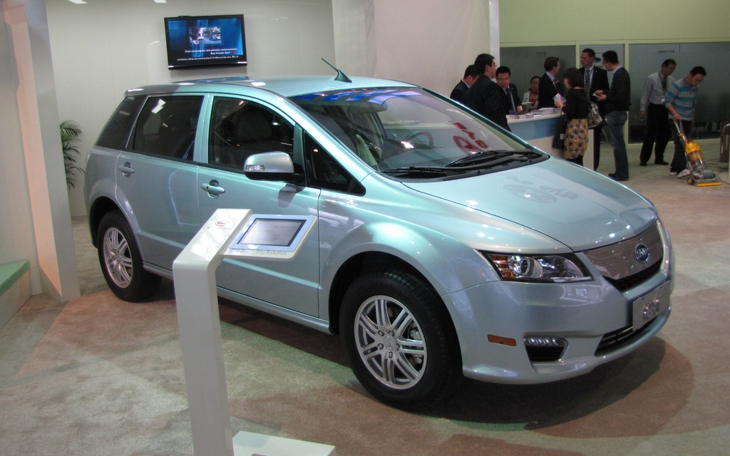 BYD E6