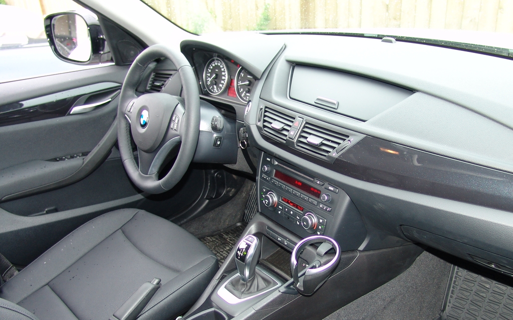 BMW X1 xDrive28i 2012