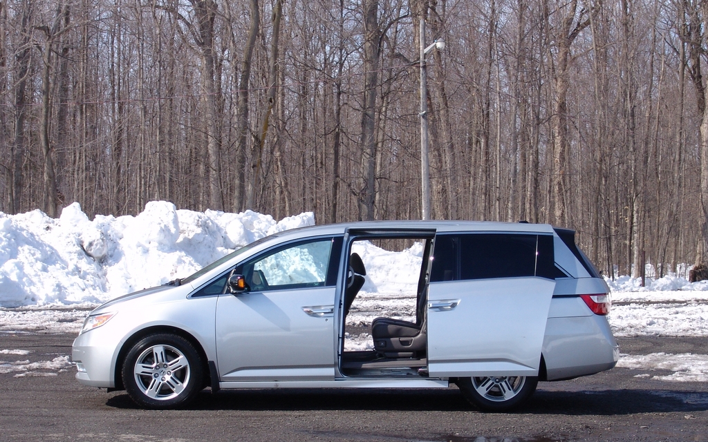 Honda Odyssey Touring 2011