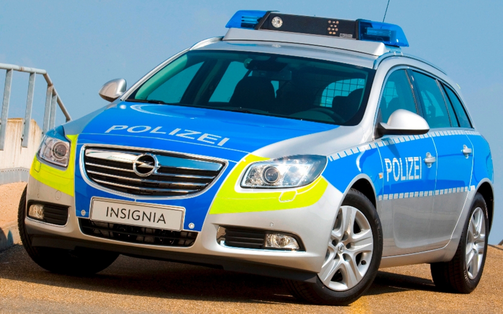 Opel-Vauxhall Insignia Polizei