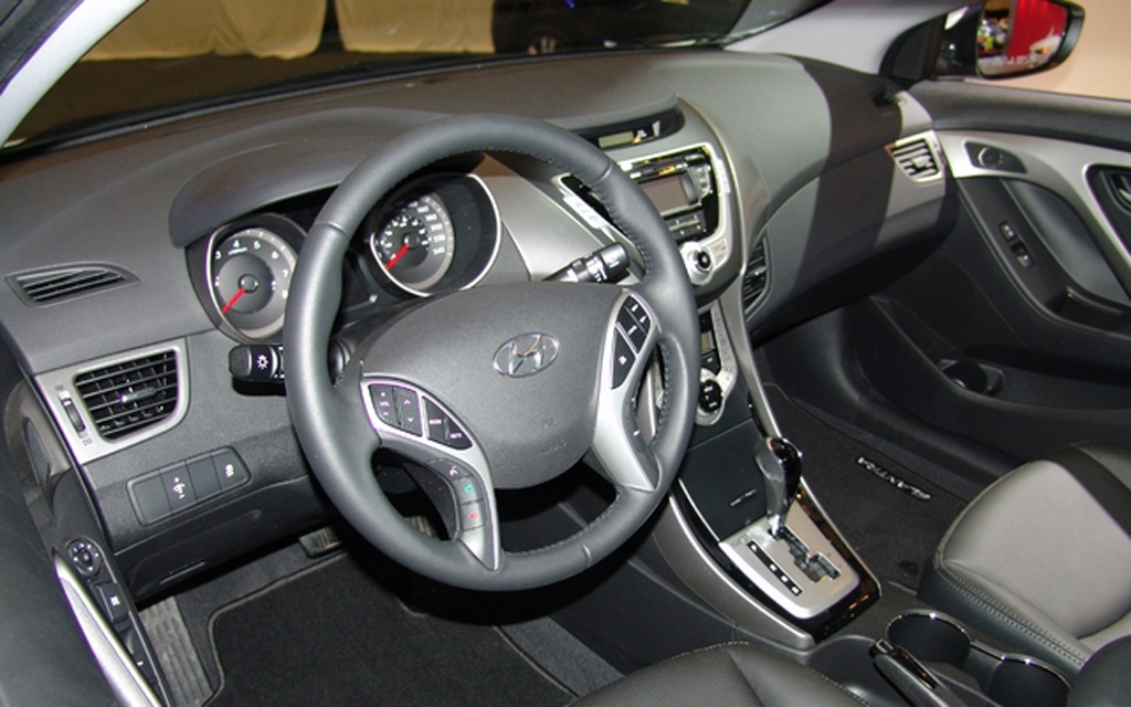 Hyundai Elantra 2012