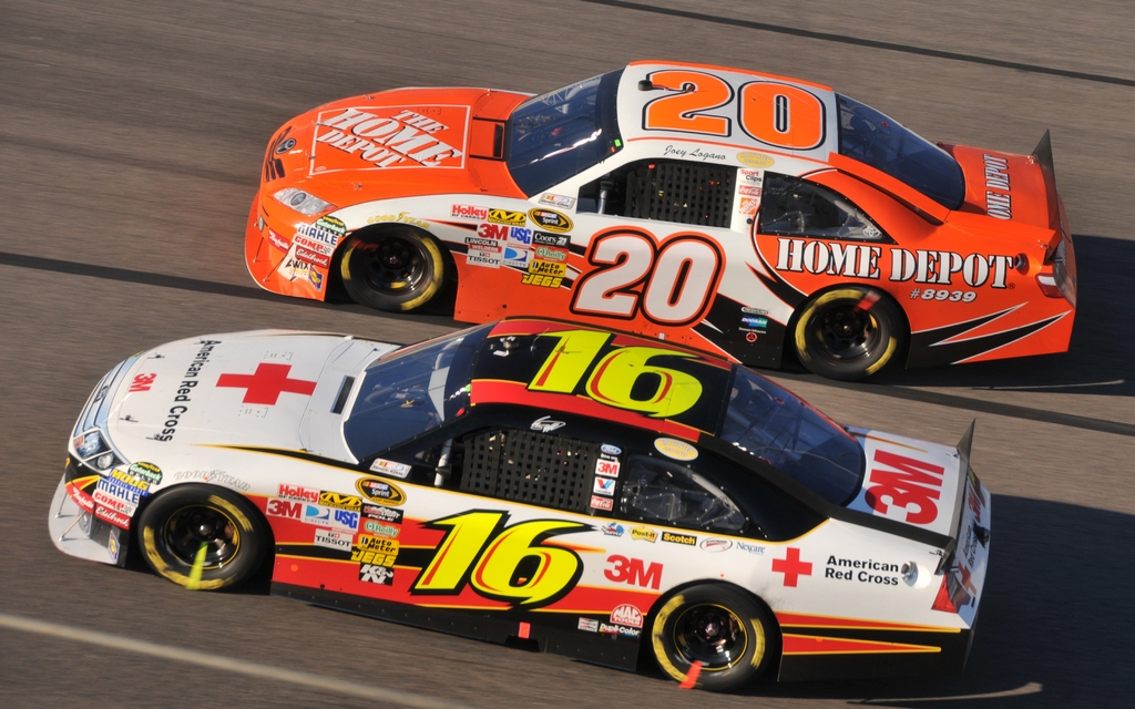 Les stars du Nascar... Toujours aussi irrésistibles!