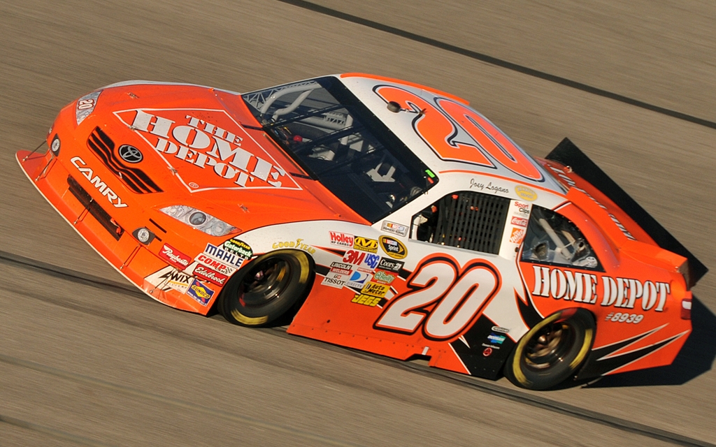 Les stars du Nascar... Toujours aussi irrésistibles!