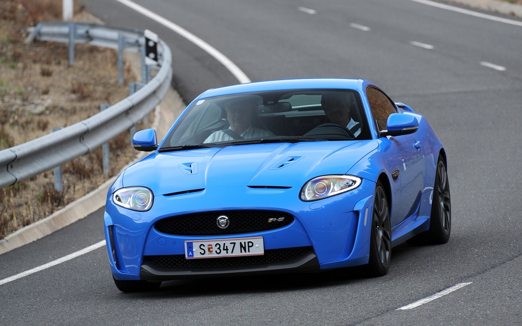 Jaguar XKR-S 2012