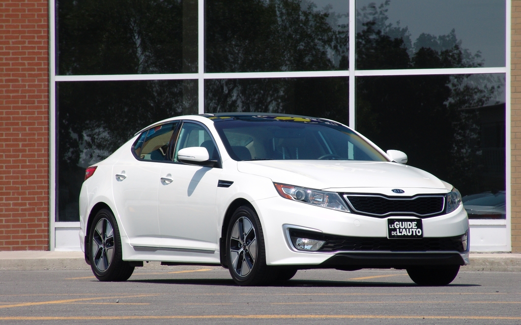 Kia Optima Hybrid 2012