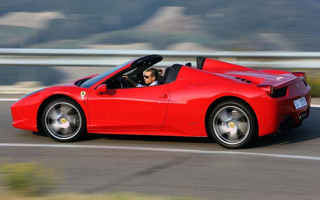 Matteo Torre au volant de la Ferrari 458 Spider