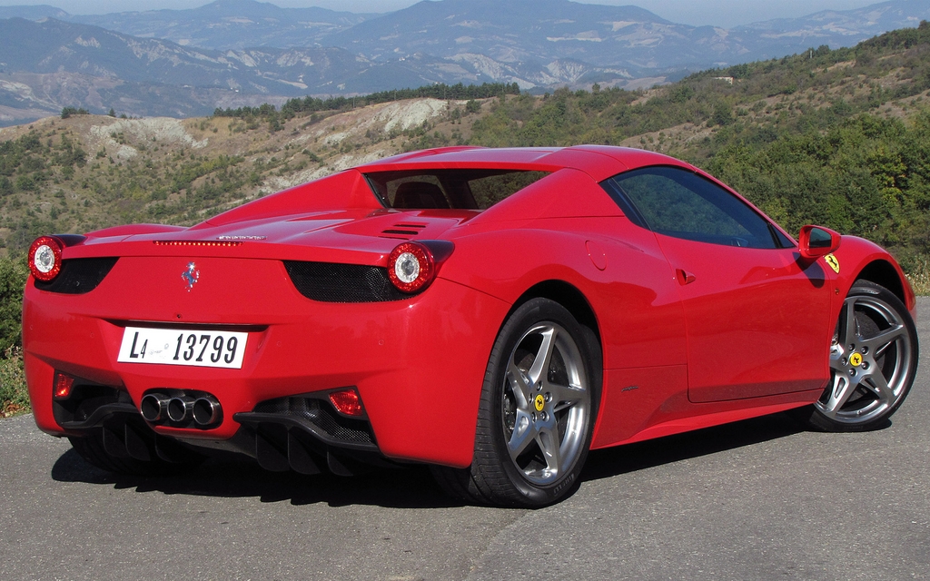 Ferrari 458 Spider 2012