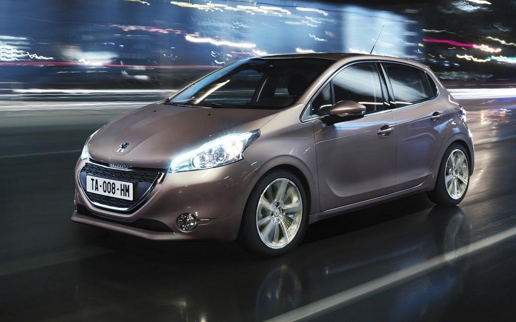 Peugeot 208 2012