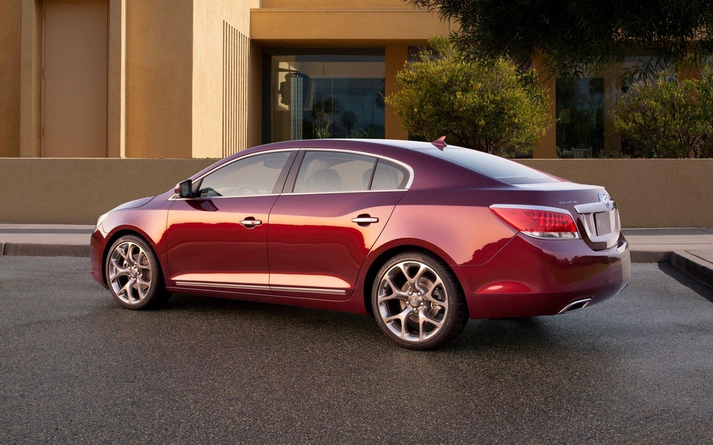 Buick LaCrosse GL Concept