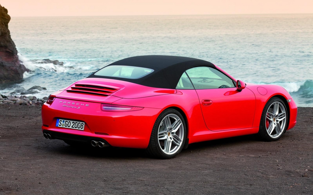 Porsche 911 Carrera Cabriolet 2012