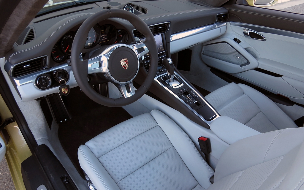 Porsche 911 Carrera S 2012