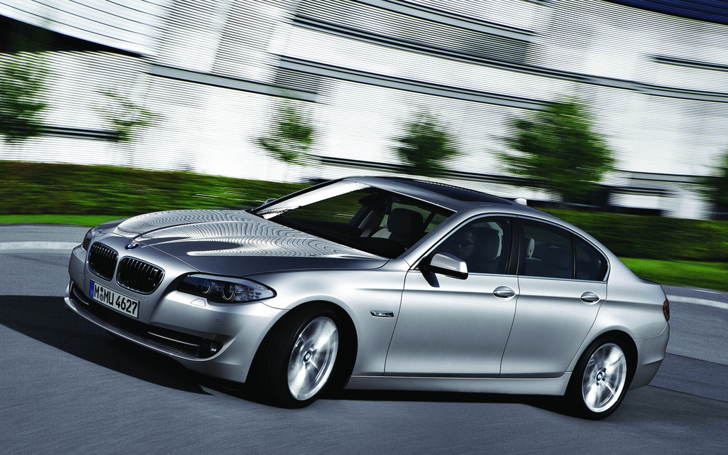 BMW 528xi, 535xi et 550xi