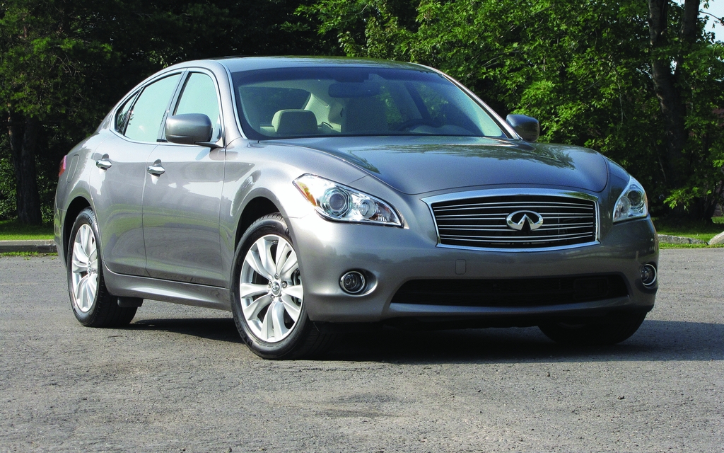 Infiniti M37x et M56x