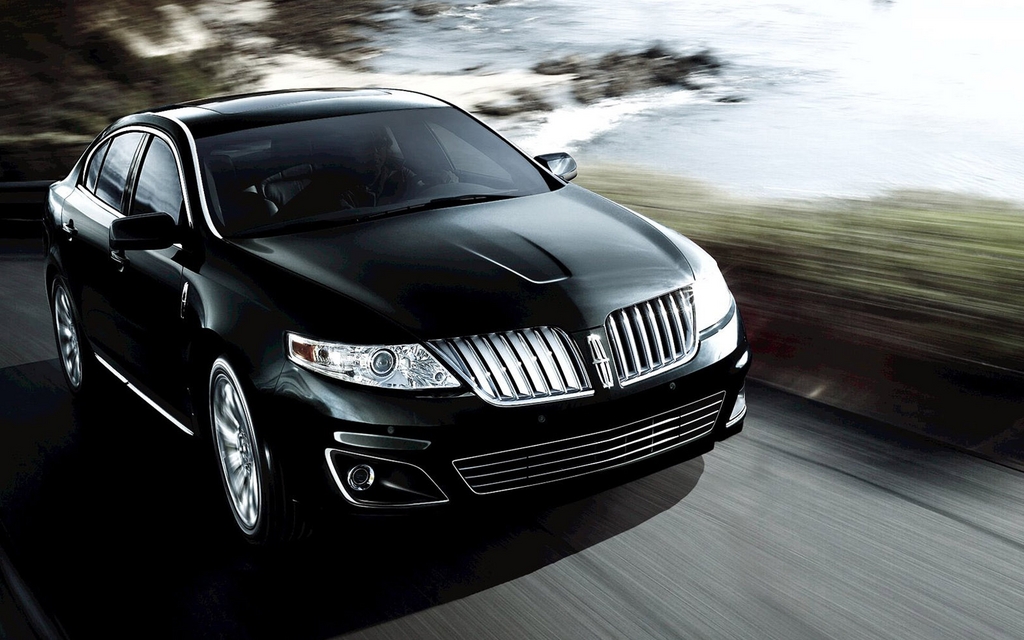 Lincoln MKS TI et MKS EcoBoost TI