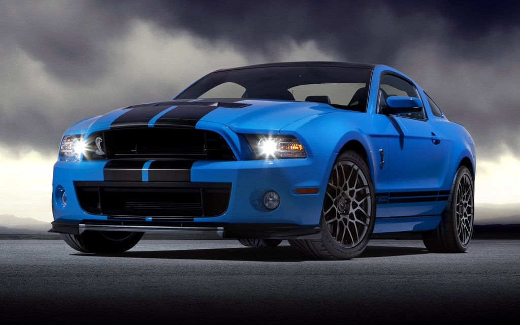 Ford Mustang Shelby GT500 2013