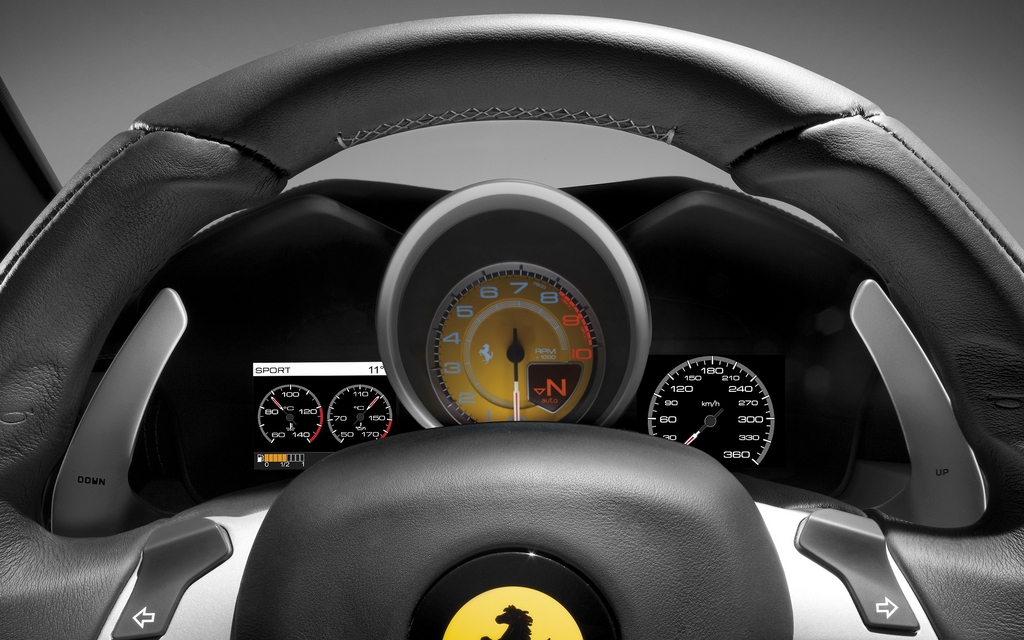 Ferrari FF: It’s all about the rev counter  