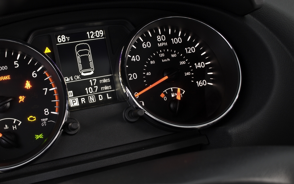 Nissan Rogue: A simple and clean approach 