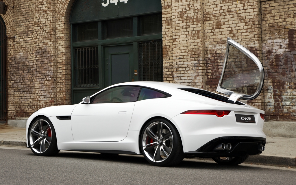 Jaguar C-X16