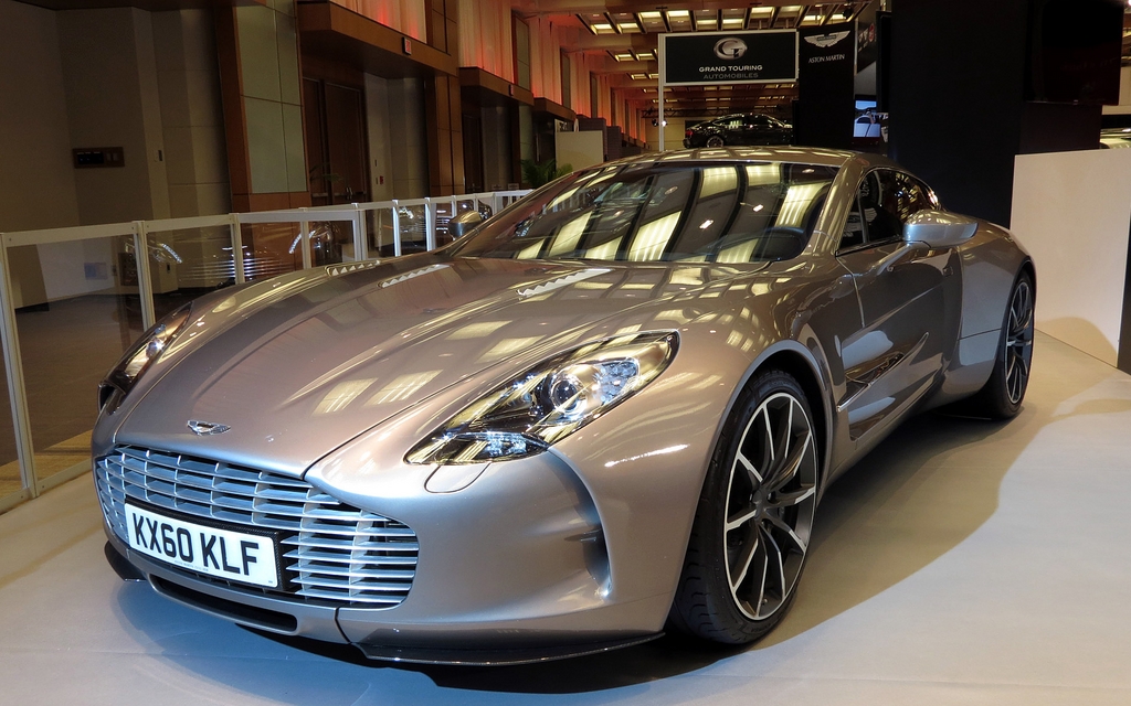 La rarissime Aston Martin One-77 de 1,7 $ million au Salon de Toronto