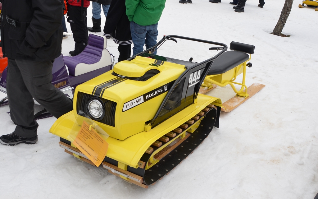 Ce drôle de bidule est un Bolens Hus-ski 444 1966