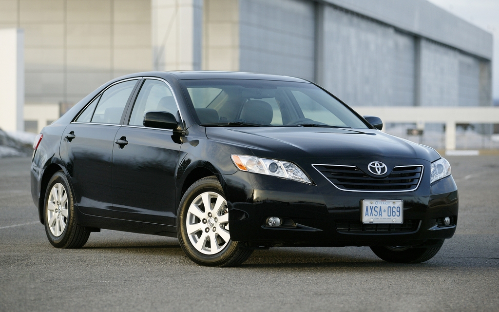 Toyota Canada announces Voluntary Safety Campaigns on certain Camry