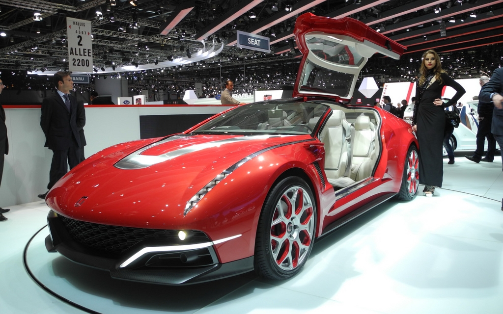 6 - Italdesign Giugiaro Brivido: motorisation hybride de 360 ch