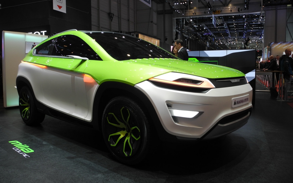 5 - Magna Steyr MILA Coupic: véhicule avec un toit modulable