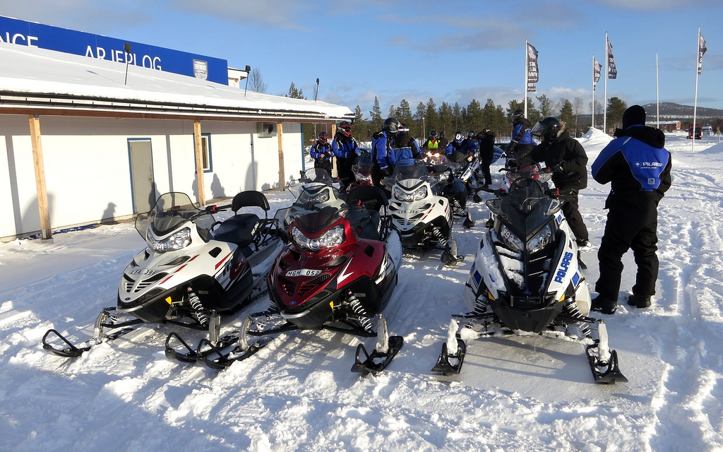 A 60 km snowmobile ride to fight jet lag upon our arrival in Arjeplog