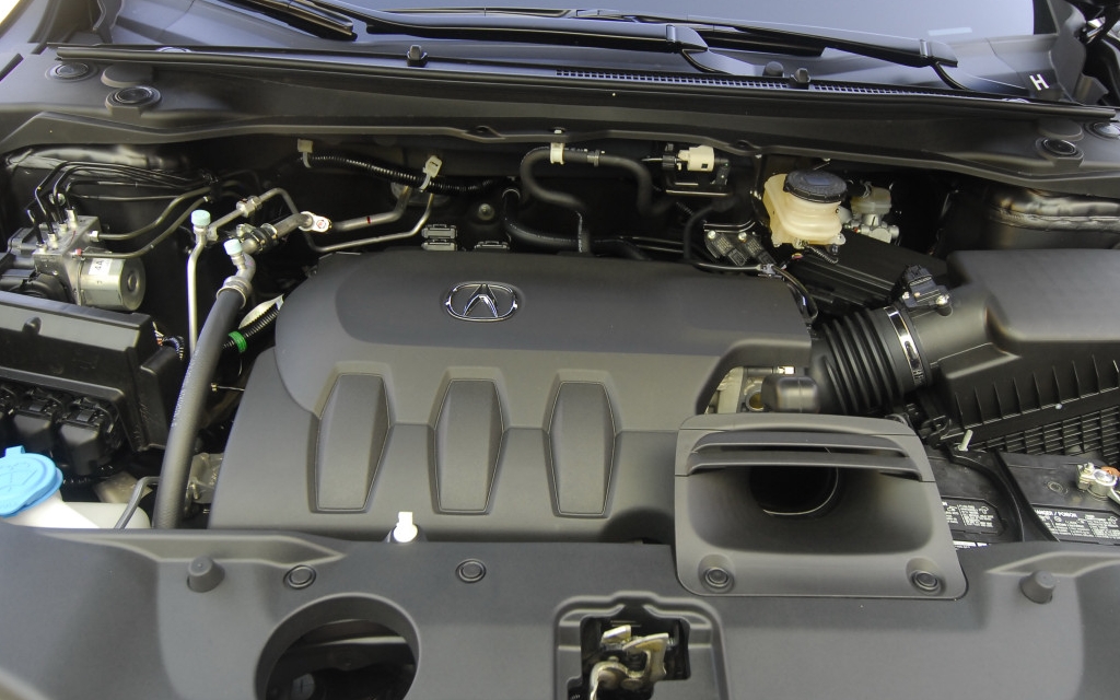 Un moteur V6 remplace le quatre cylindres turbo