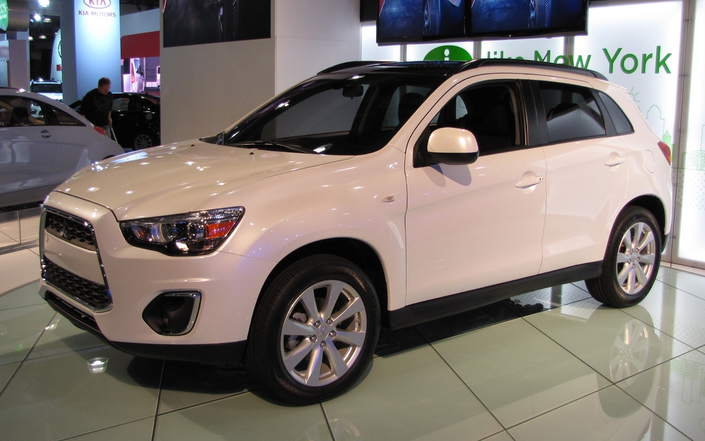 Mitsubishi Outlander Sport (RVR) 2013
